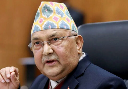ओलीले डा. केशरजंगसँग दाँजे प्रचण्ड र नेपाललाई