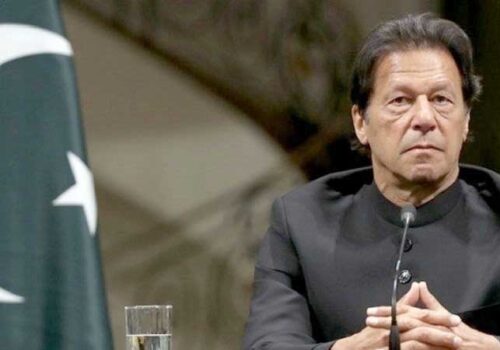 पाकिस्तानी प्रधानमन्त्री खान भन्छन्–मेरो ज्यान जोखिममा छ