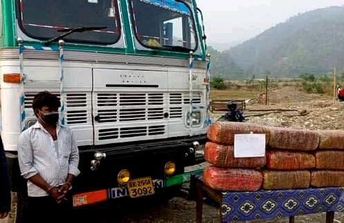 ९० किलो गाँजासहित भारतीय नागरिक पक्राउ