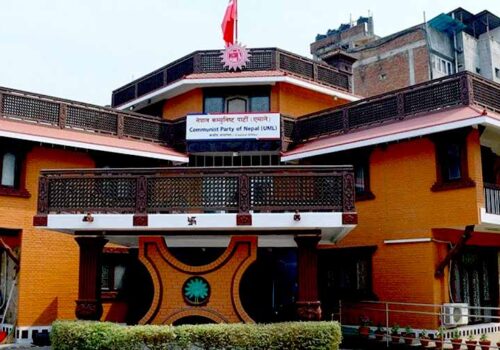 राप्रपा नेपाल र परिवार दलसँगको तालमेलले एमालेलाई कति फाइदा ?