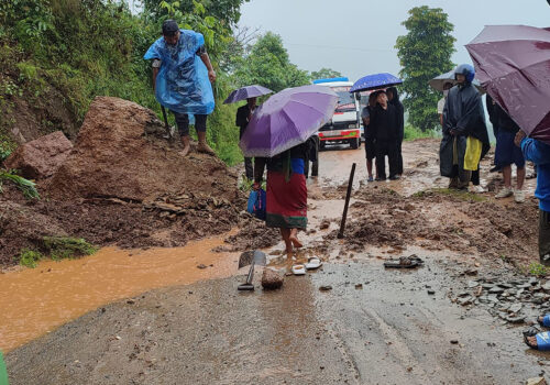 वर्षा जारीः पृथ्वीराजमार्ग सञ्चालनमा, ग्रामीण सडकहरु अवरुद्ध