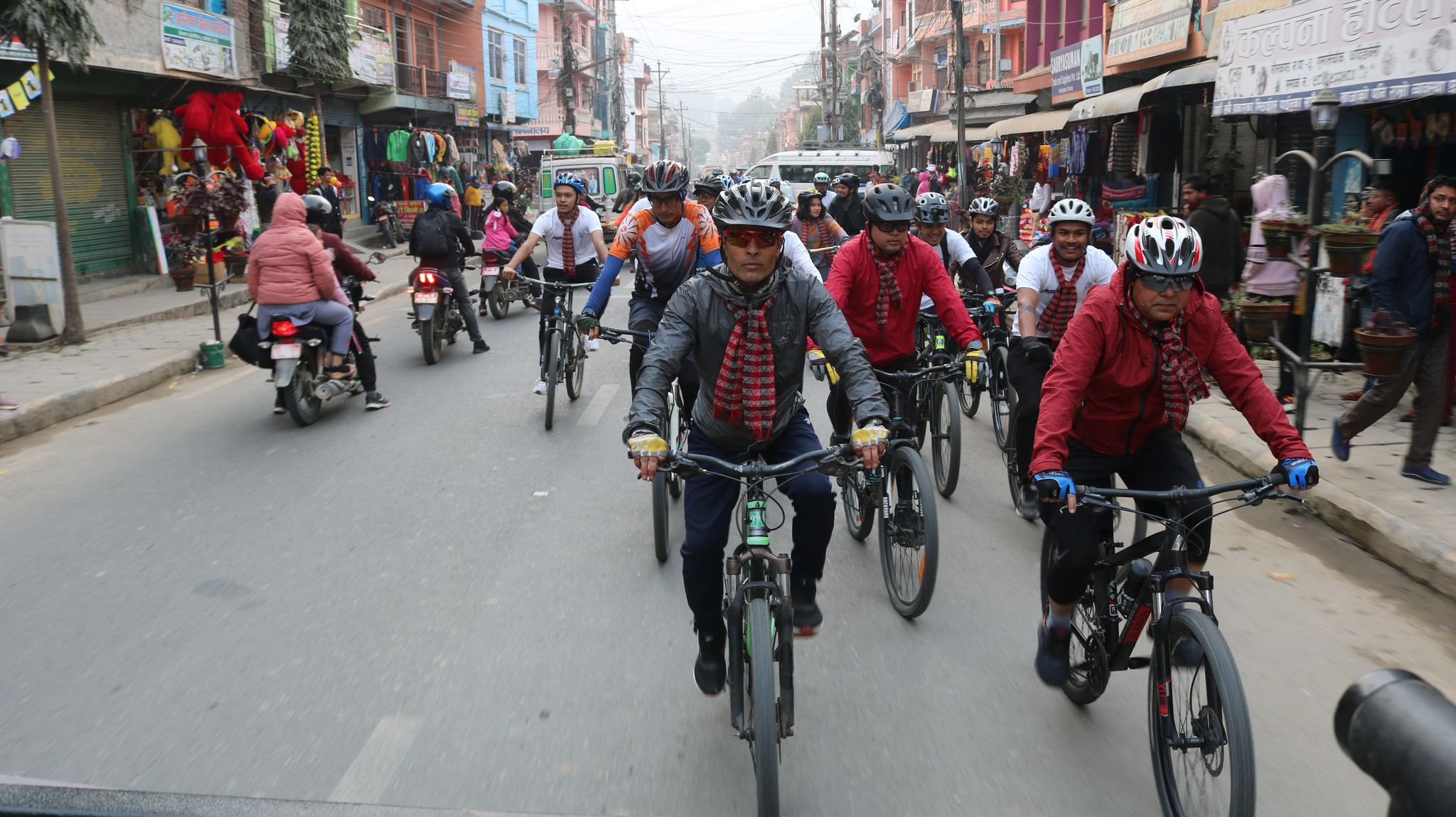 धादिङमा पर्यटन प्रर्वधनको लागी साइकल र्‍याली