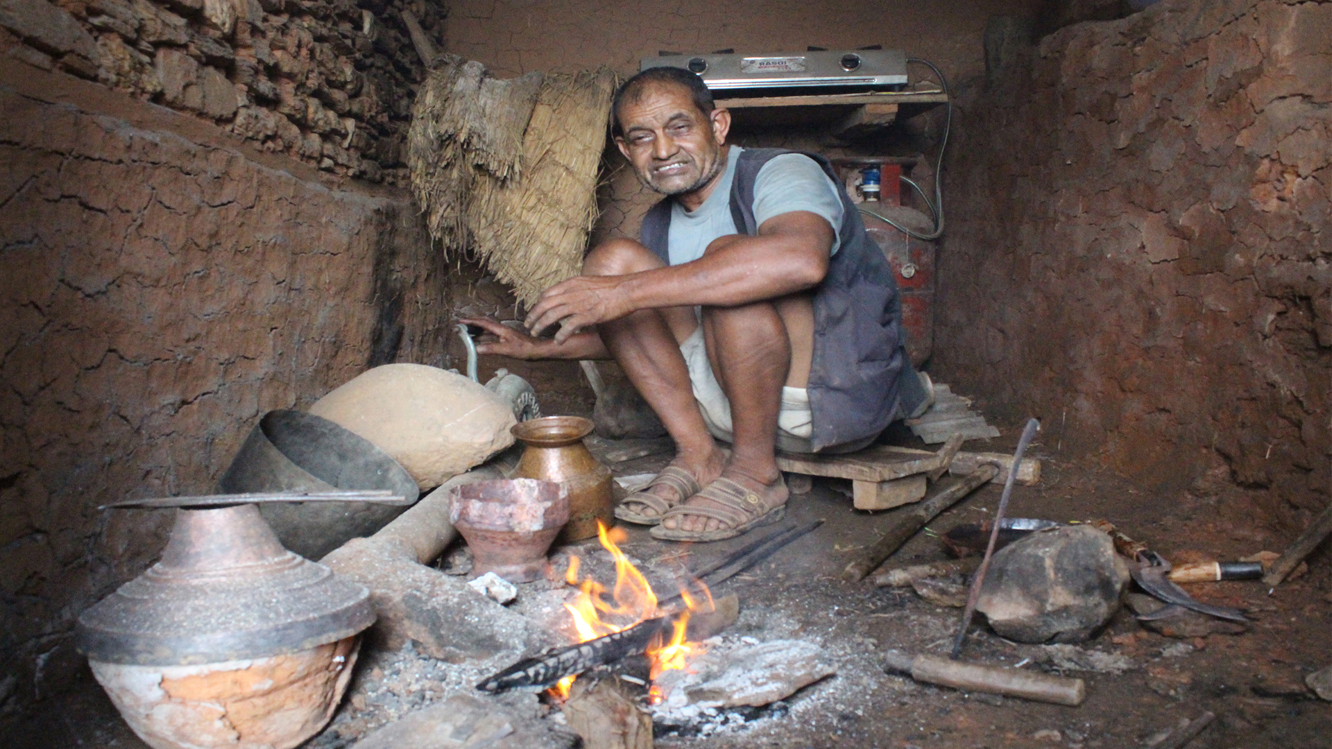 आरन पेसाबाट मनग्य आम्दानी