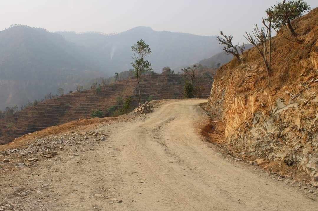 रिङरोड अन्तरगत गोलाभञ्यांङ –चामभञ्याङ– स्याउली रोडको स्तर उन्नती    गरिने