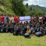 बेनीघाट रोराङको कोस्राङ आ.विमा अध्ययनरत विद्यार्थीहरूलाई शैक्षिक सामाग्री वितरण