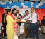 चिल्ड्रेनपार्क माविद्वारा चार जिपिए ल्याउने प्रिसिला तामाङ सहित अन्य विद्यार्थीलाई सम्मान