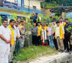 लायन्स क्लब अफ धादिङ हाईट द्वारा आदमघाट बजारक्षेत्रका सडक छेउमा बृक्षारोपण