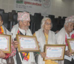 धादिङका १२ जनालाई ‘वन संरक्षण योद्धा’ सम्मान