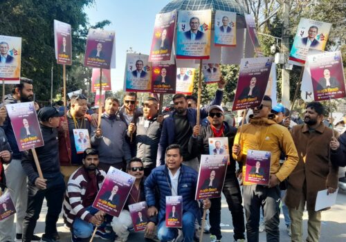 एमालेको नयाँ नेतृत्व चयनका लागि ८ बजेदेखि  मतदान शुरू हुँदै